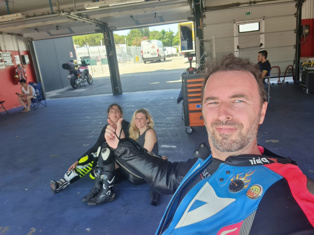 B5DD0C2D-CA52-4CE5-B67A-D4B13D2D7D29