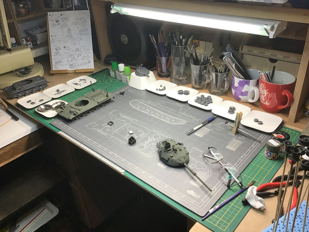 24E21DED-EC75-445B-AB52-0D5D245E655A