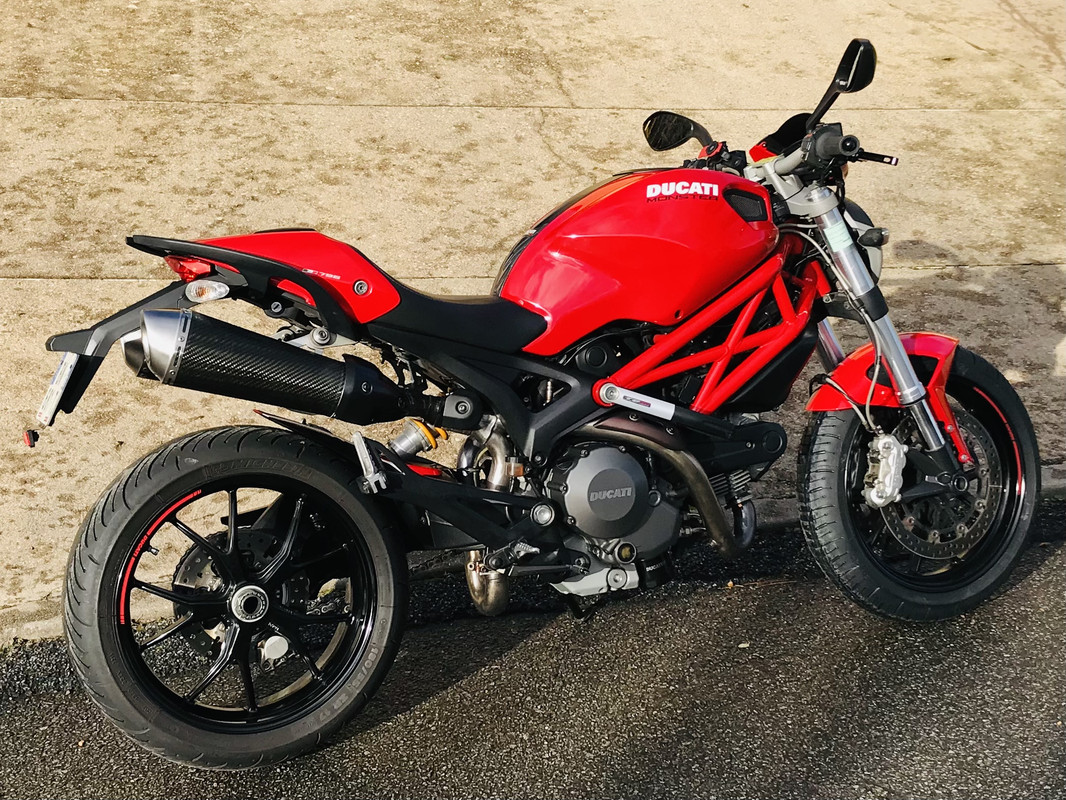 8E70DCBF-C3EF-4D40-91ED-3786CFF9281B