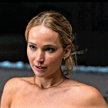 JenniferLawrence_2023_NoHardFeelings_GIF01