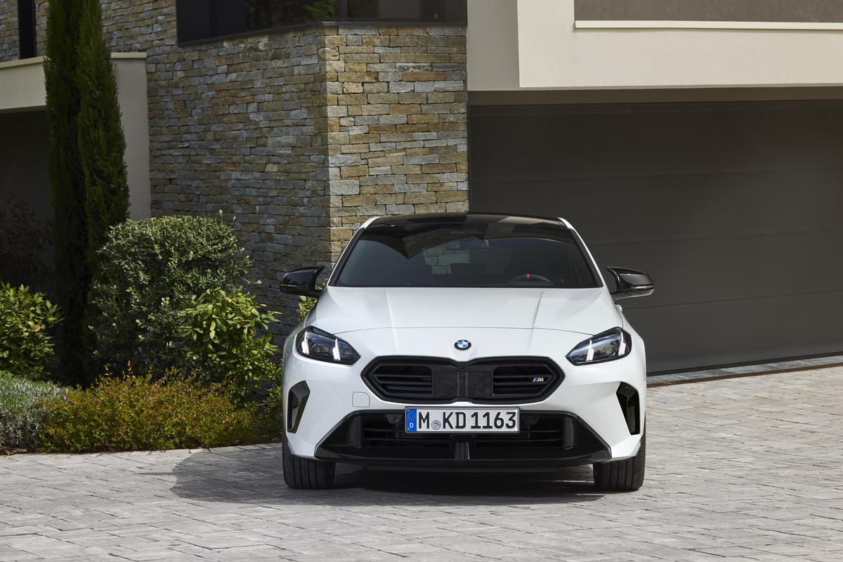 P90550930_highRes_the-all-new-bmw-m135