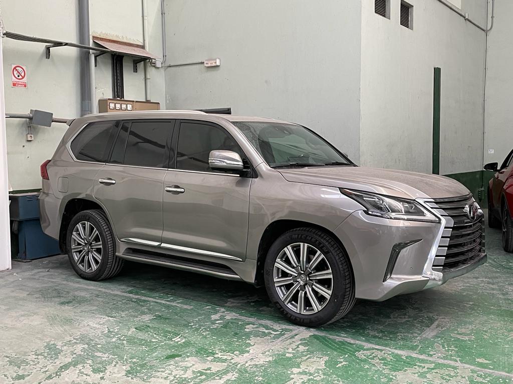 Lexus