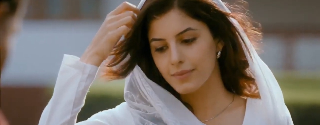 Thattathin Marayathu Movie Screenshot