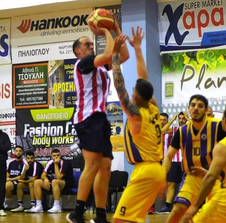 ΟΙ ΙΩΝΕΣ ΑΝΑΝΕΩΣΑΝ ΤΟΝ ΓΙΑΝΝΗ ΑΛΕΞΑΚΗ