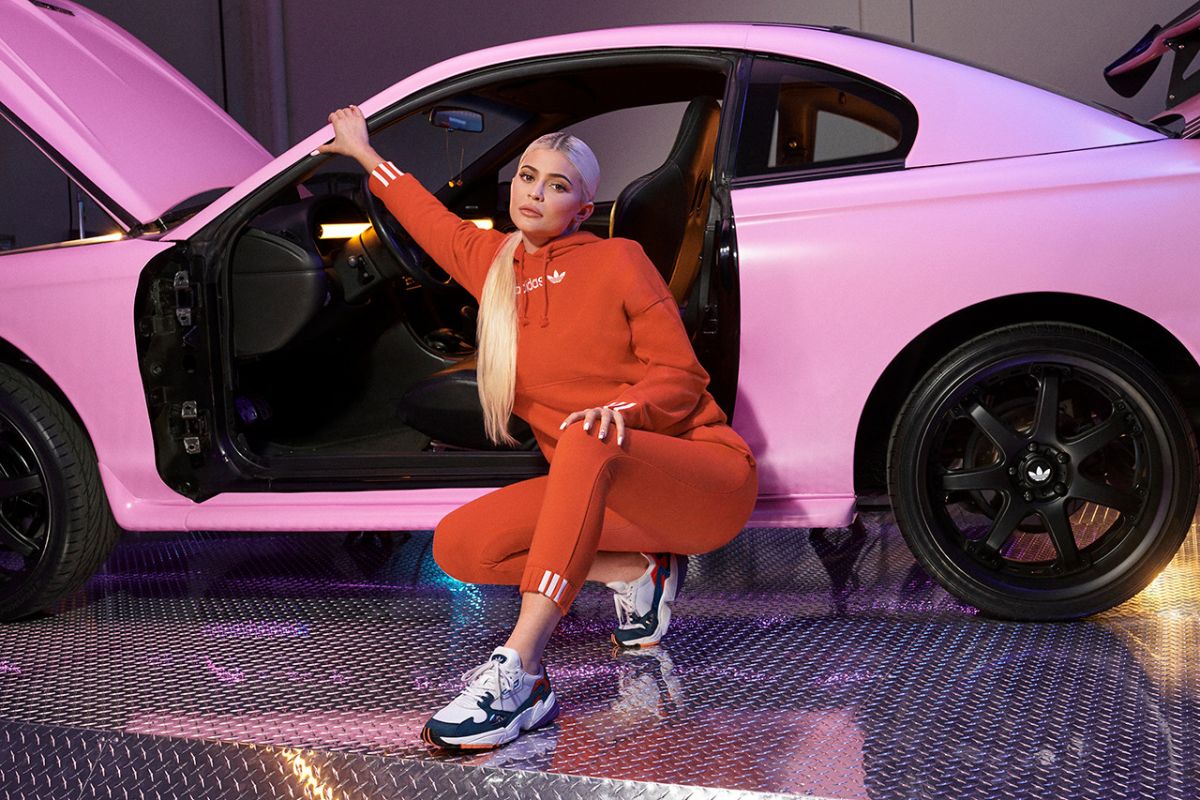 4BE3F989-8A7A-4F7A-BDFB-0826E9665B7E