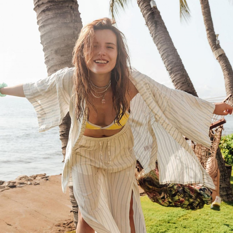 bella_thorne_social_media_06_19_2018_0-gthumb-gwdata1200-ghdata1200-gfitdatamax