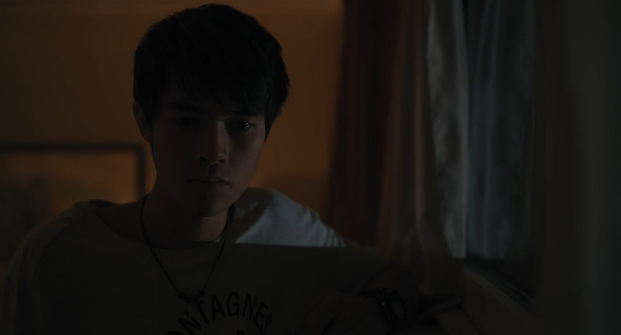 Last Days 2025 WebRip [Hindi] 480p 720p ESub Screenshot