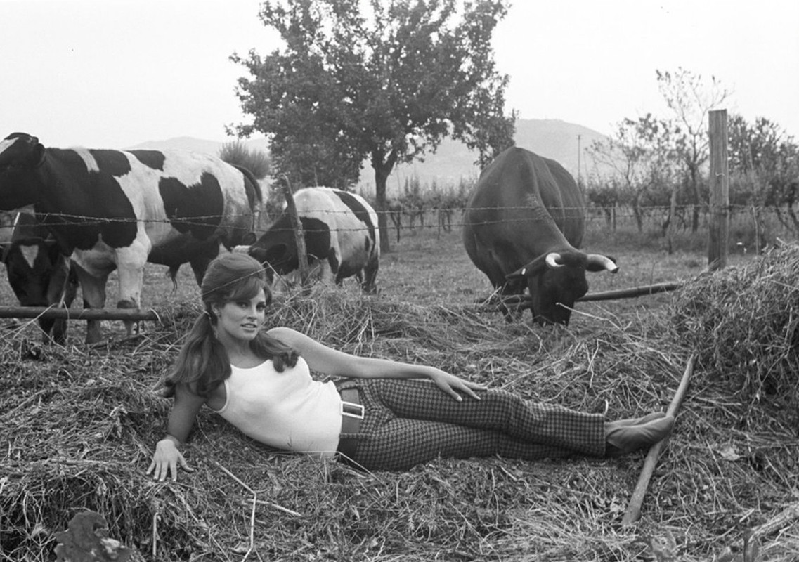 raquel_welch_f98