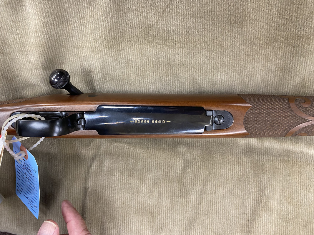 75472254-6CA8-4F4B-BC4A-FC15263394F2