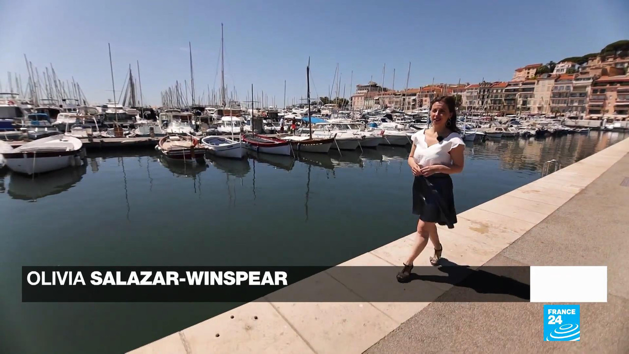Cannes 2021 Director Sean Baker makes lift-off with Red Rocket • FRANCE 24 English.mp4_snapshot_00.2