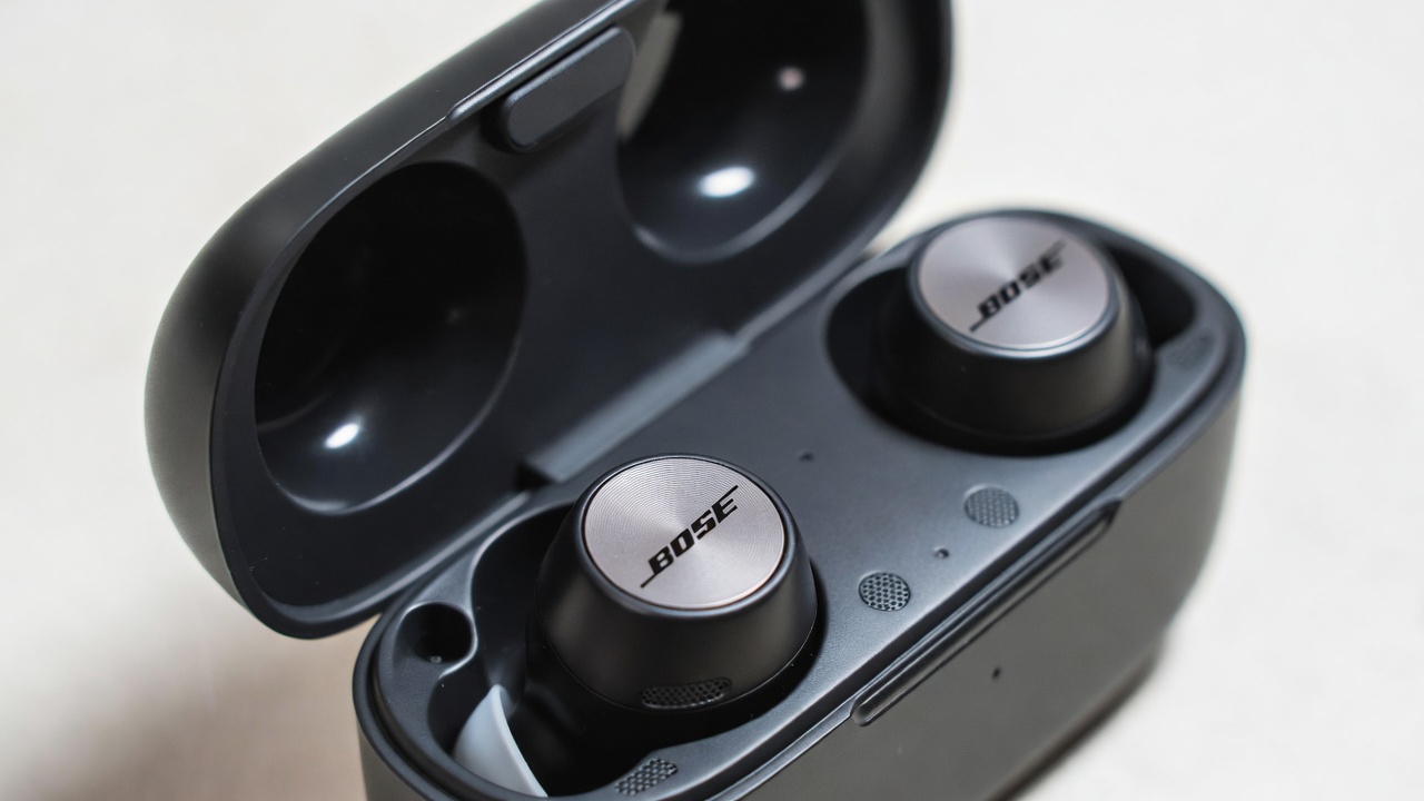 Bose QuietComfort Earbuds 2 showing the ear tip fit system and case