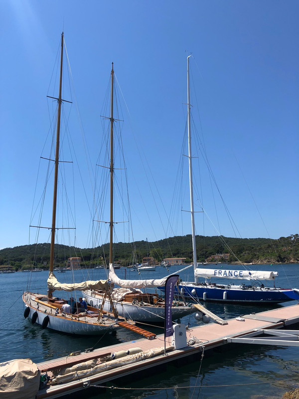 4C7BAB08-B1BA-4432-8299-A0B4A66215B7