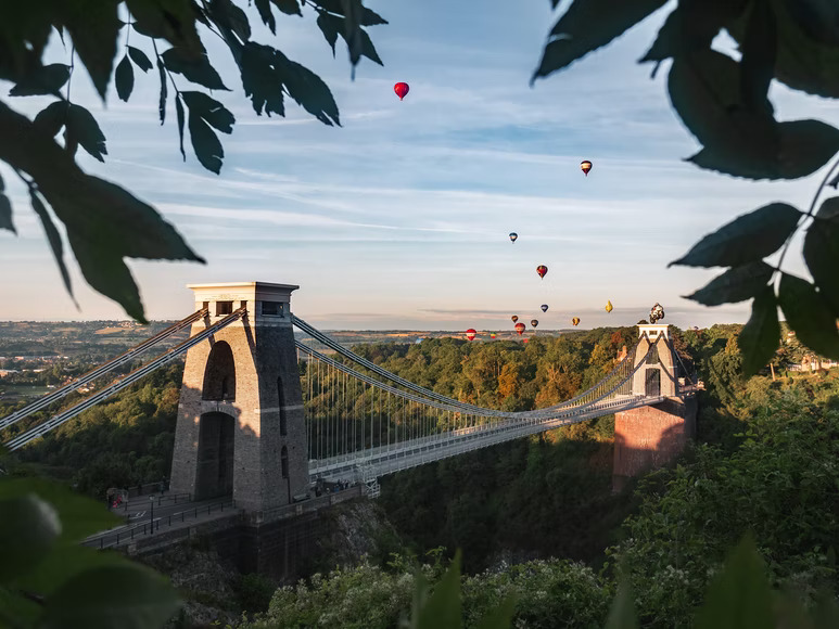 watch-balloon-fiesta