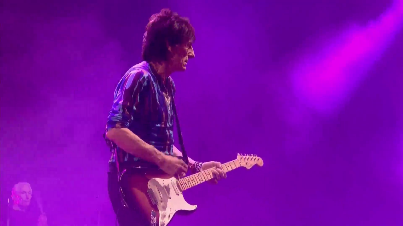 vlcsnap-2013-08-11-21h33m49s18