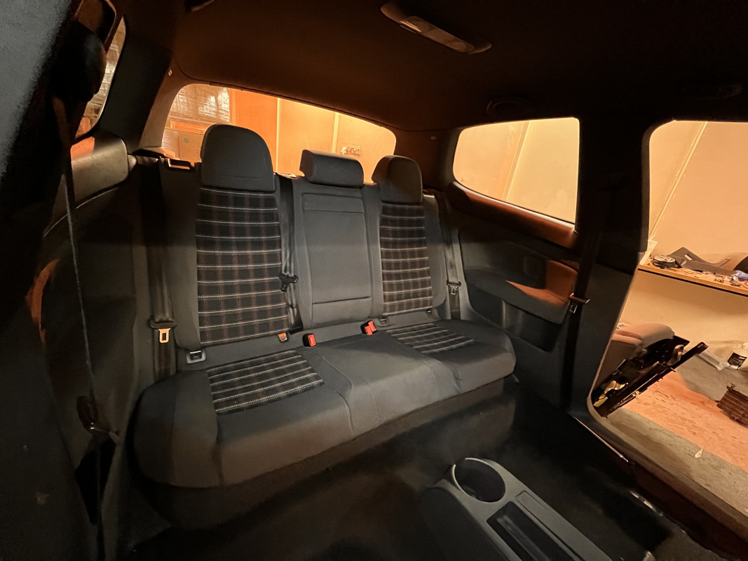 C9ABCF50-0ACA-4329-ADA8-2B369412D3F9