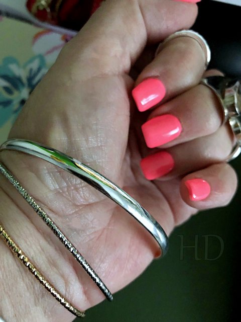 peach-nails-nov-18th-2021-HD.jpg