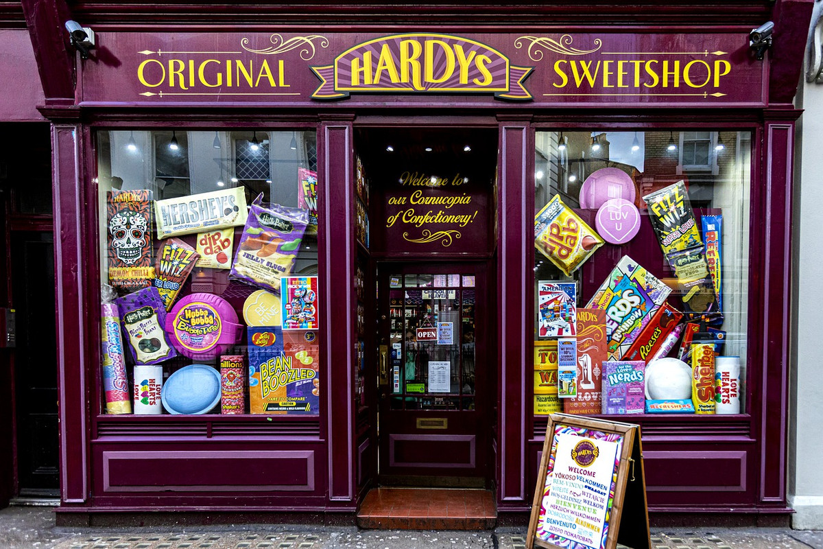 magenta-shop-window.jpg
