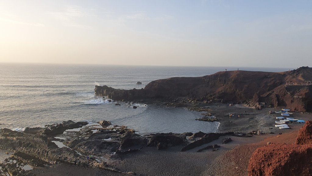 Lanzarote: pisar la Luna sin dejar La Tierra - Blogs de España - LANZAROTE: la suerte del allegado en tiempos de covid. CLICOS-HERVIDEROS Y YAIZA (3)