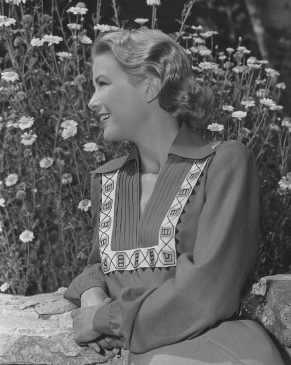 GraceKelly_md61