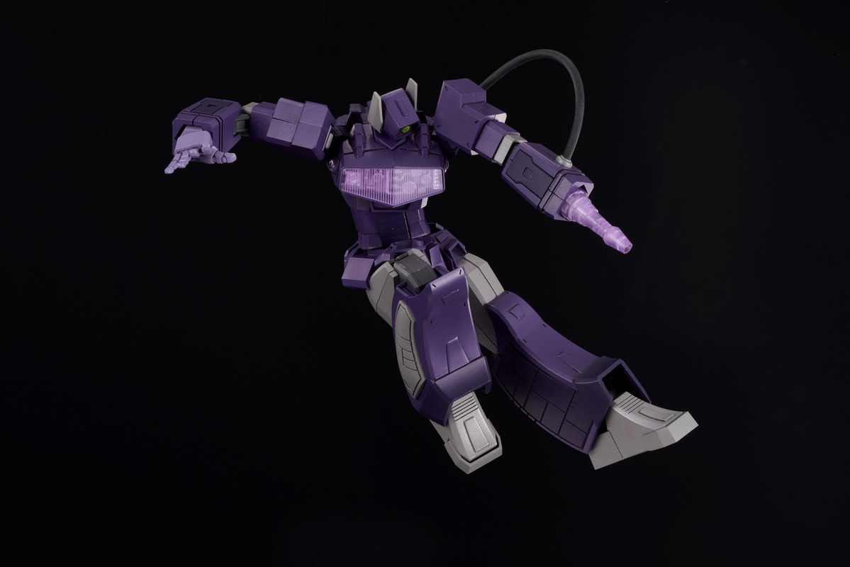 Flame-Toys-Furai-Model-G1-Shockwave-15