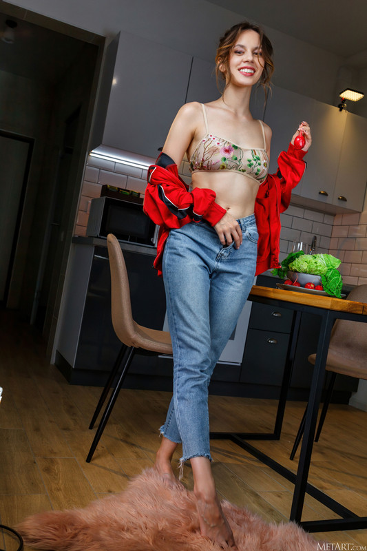 MetArt_Fresh-Delight_Giselle_high_0010