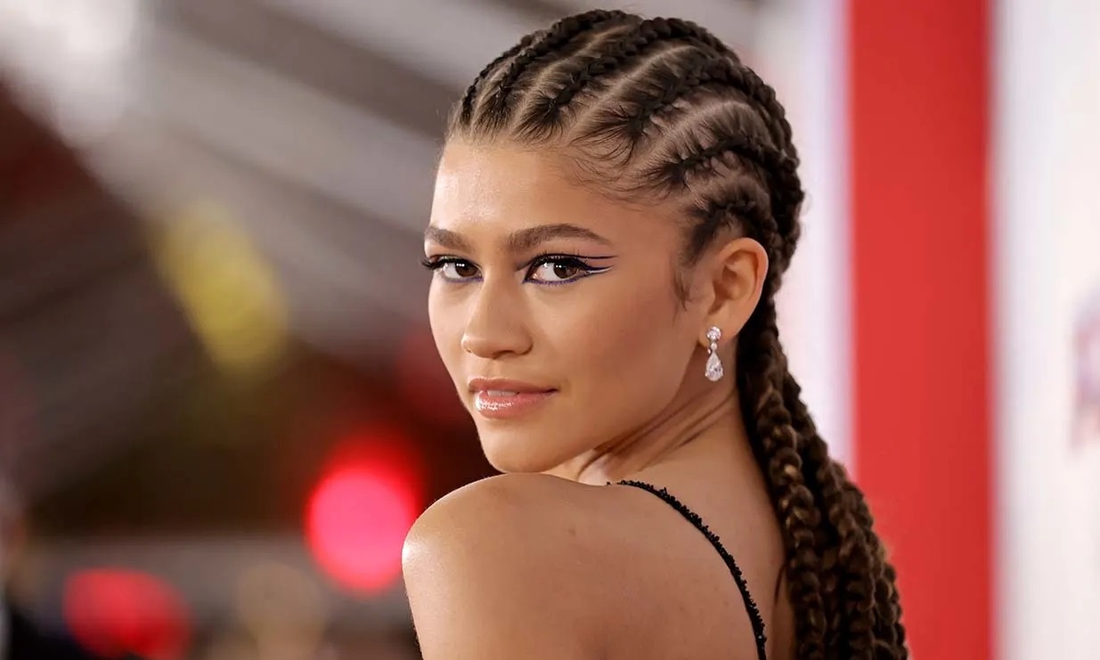 Rejuvenece tus manos con estas uñas de acrílico, al estilo de la hermosa Zendaya