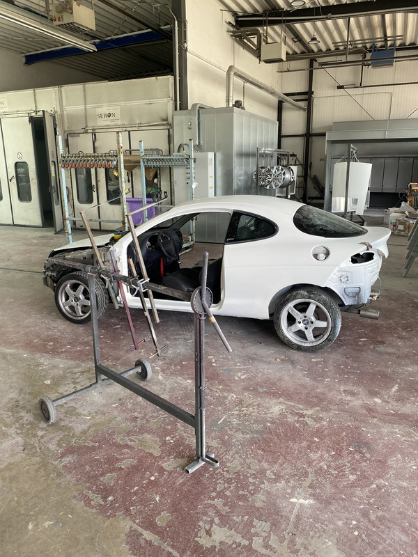 D52CA814-8E98-4EBE-A54D-8671F41C7931