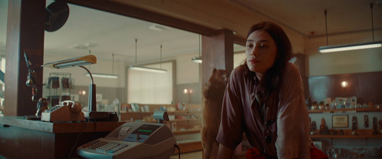 mpv-shot_Cuckoo.2024.2160p.UHD.AMZN.WEB-DL.HDR10 .HEVC-Нечипорук_00_32_40_0005