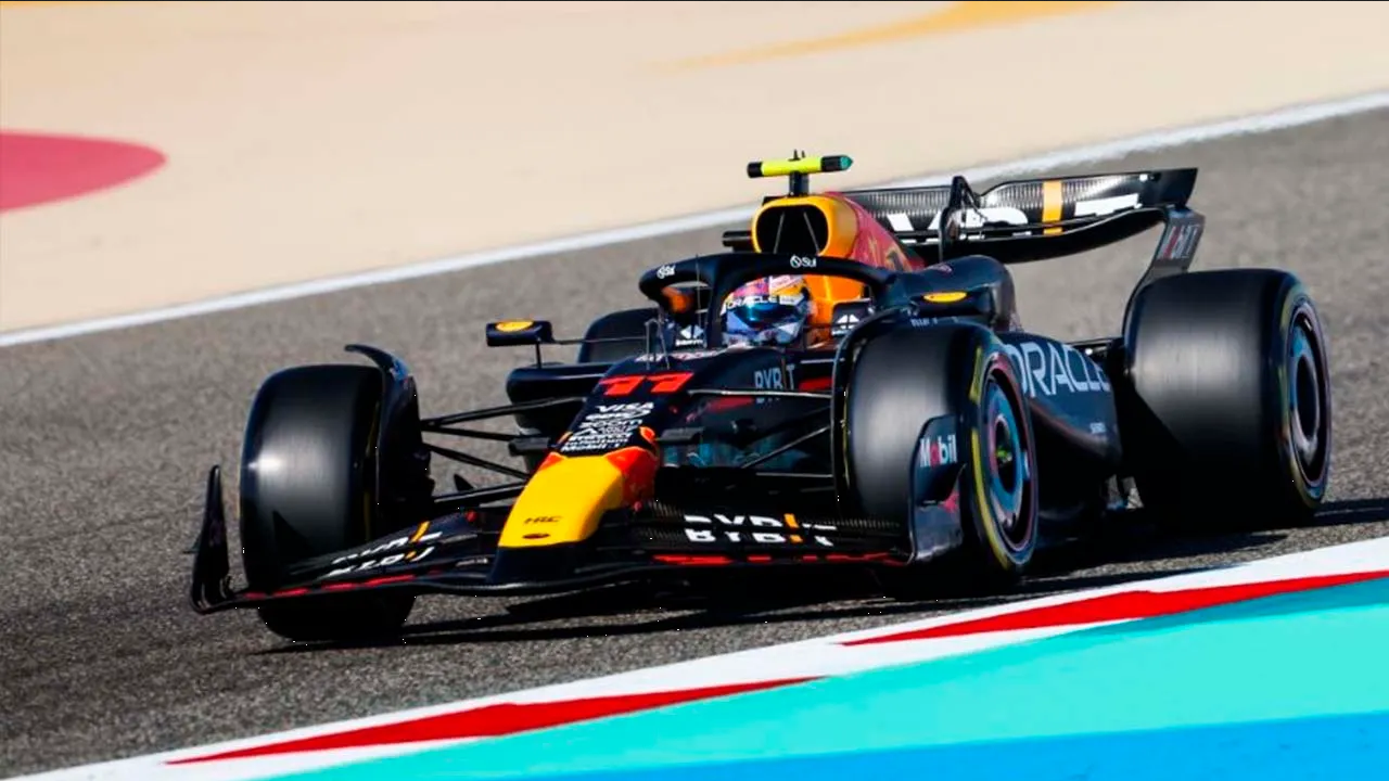 ¡Checo Pérez conquista el podio en Bahréin!