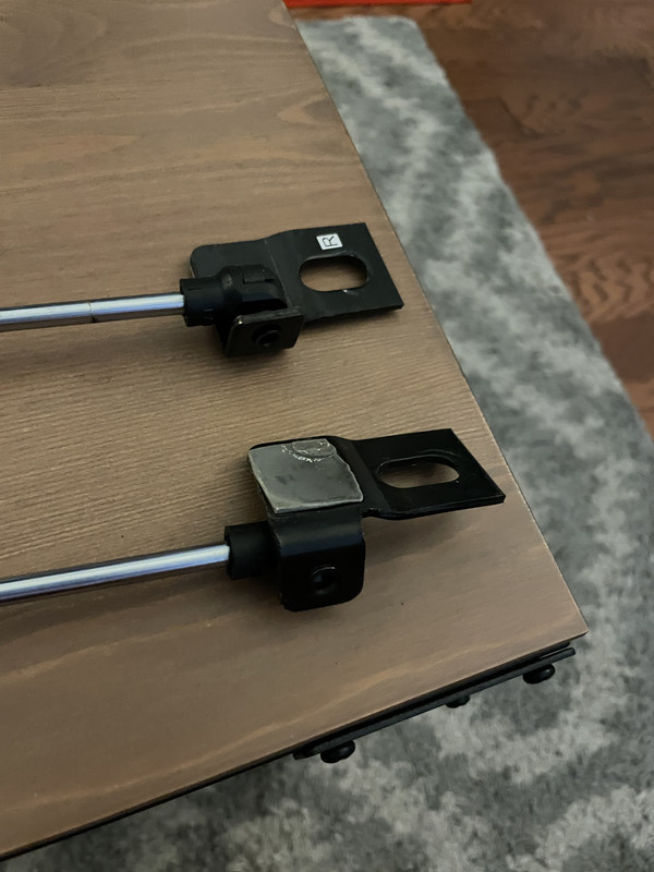 0C0BD318-51E3-408A-8D94-D56C766883A1