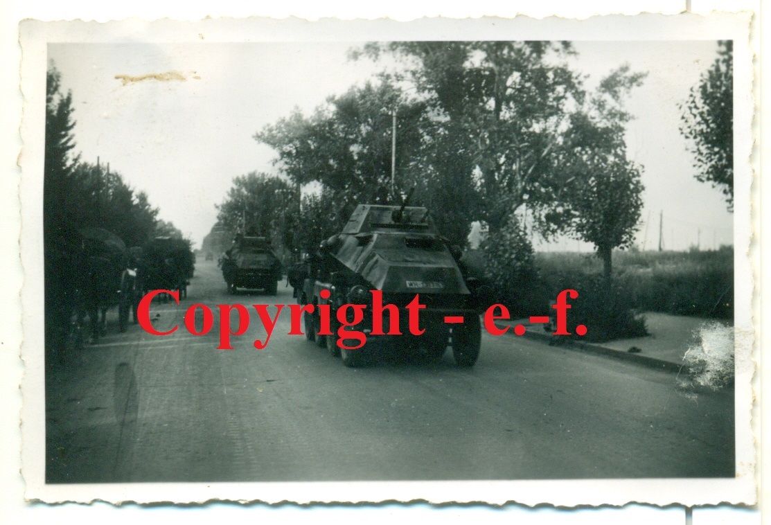 PANZER-SPÄHWAGEN - 8 Räder - SdKfz 233 mit Tarnu