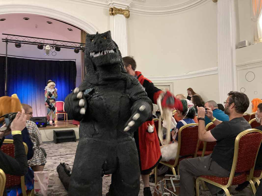 0A9DDAA7-02FA-404D-881C-3DD1DCED1A70