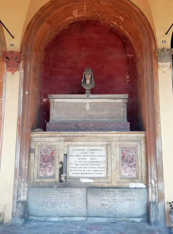 Certosa_(Bologna)_-_IMG_20210425_153124_tomba_Tambroni_opera_di_Adamo_Tadolini_Ch_III