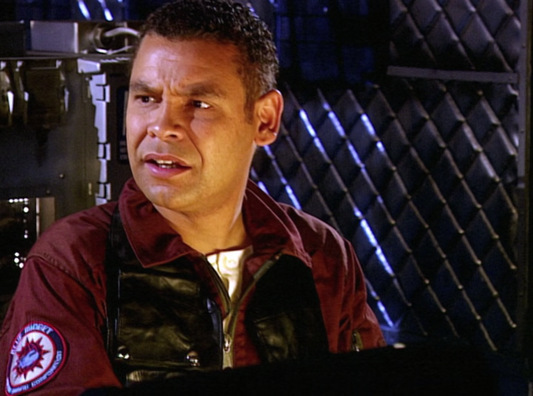 Red.Dwarf.S08E03.Back.in.the.Red.3.1080p.FLAC.2.0.AVC.REMUX-FraMeSToR[SS]25