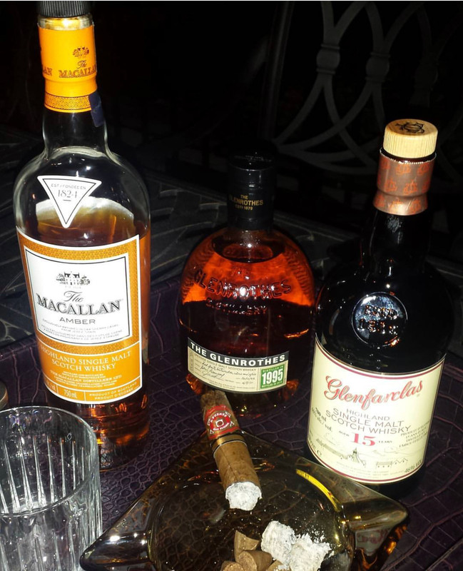 AF97215F-ED43-4F4B-A74C-EFFBFA53C987