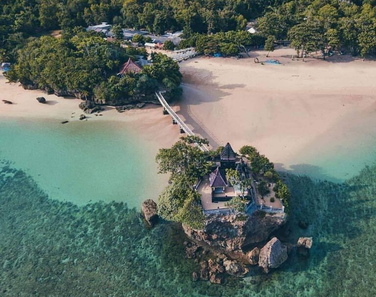 Pantai-Balekambang-wisatabatumalangguide-768x607