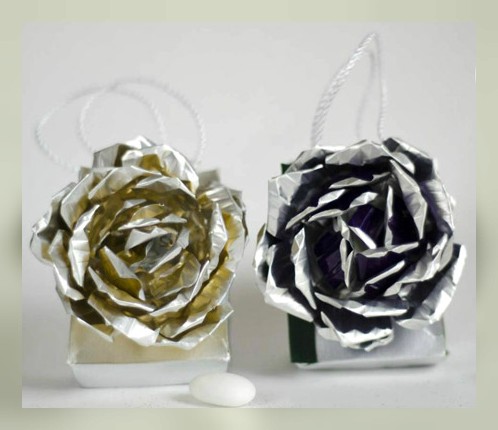 collage-rose-alluminio-tetrapack-riciclo-creativo-cristina-spero