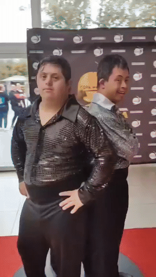 ezgif-4b55739901e8c0.gif