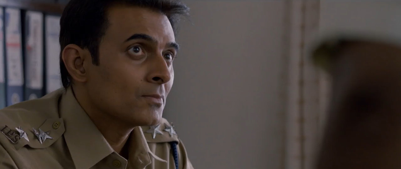 Dekh Tamasha Dekh 2014 WebRip [Hindi + Tamil] 480p 720p Screenshot