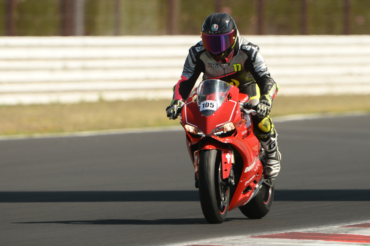 AA25BFBD-6D22-456F-B47B-413E540C4701