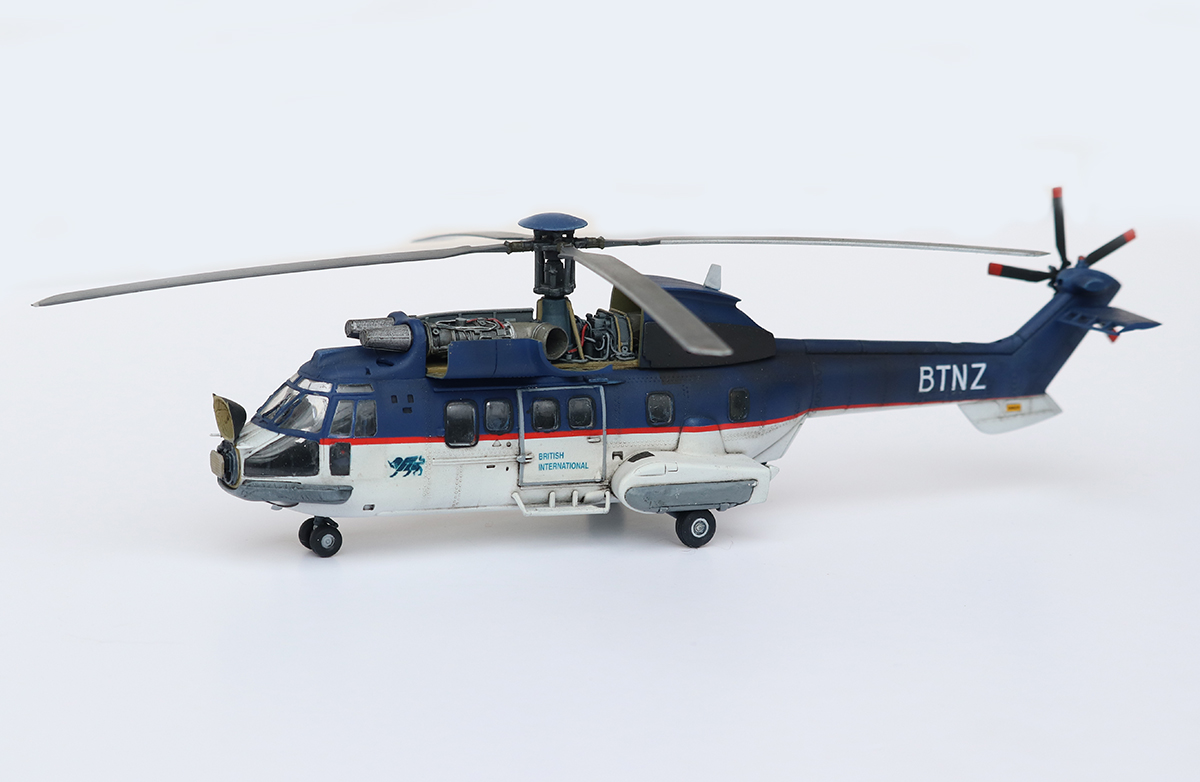 Italeri 1/72 SA332L1 Super Puma - British International