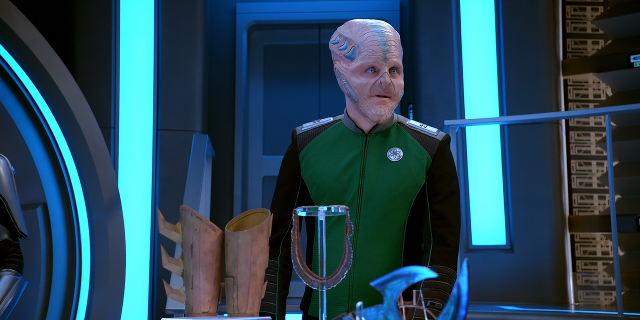 The.Orville.S03E05.A.Tale.of.Two.Topas.1080p.10bit.DSNP.WEB-DL.DDP5.1.HEVC-Vyndros.mkv_snapshot_00.0
