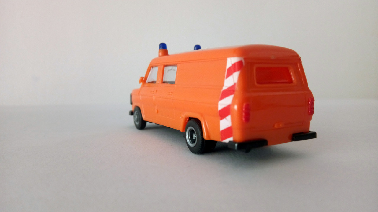Mach (9772)