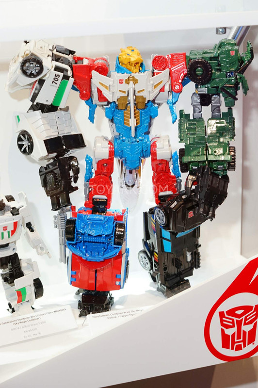 SDCC2015-Hasbro-Transformers-Combiner-Wars-014