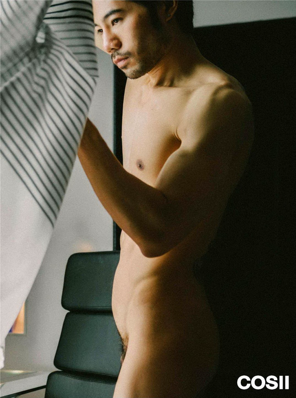 073