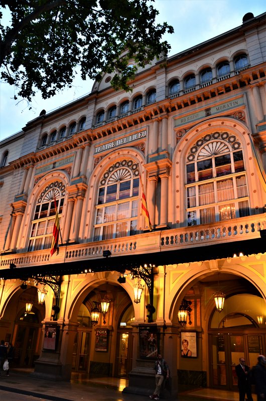 Barcelona y sus pueblos-2014/2016/2017 - Blogs de España - BARCELONA-24-4-2014 (74)