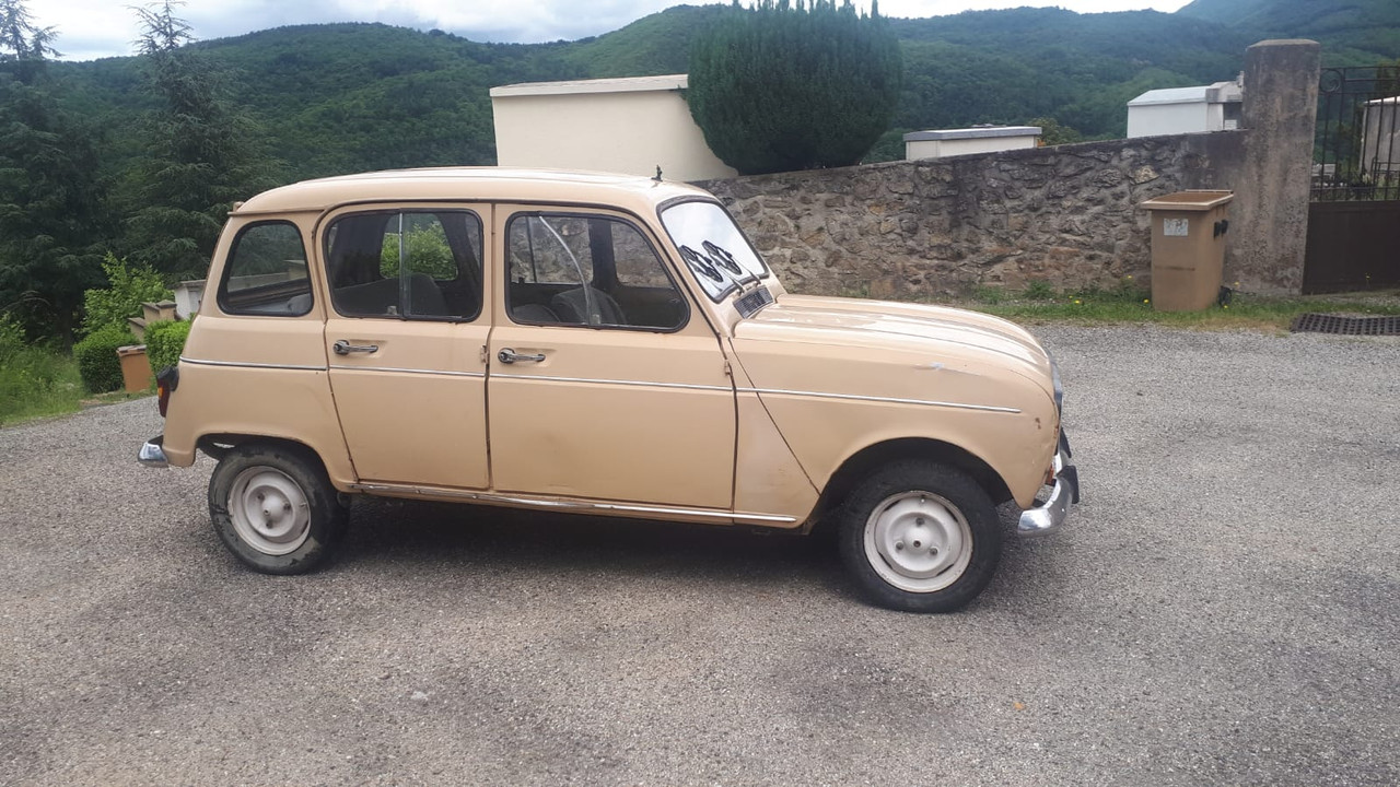 C19C9499-2791-46DA-88B4-395C5D061859