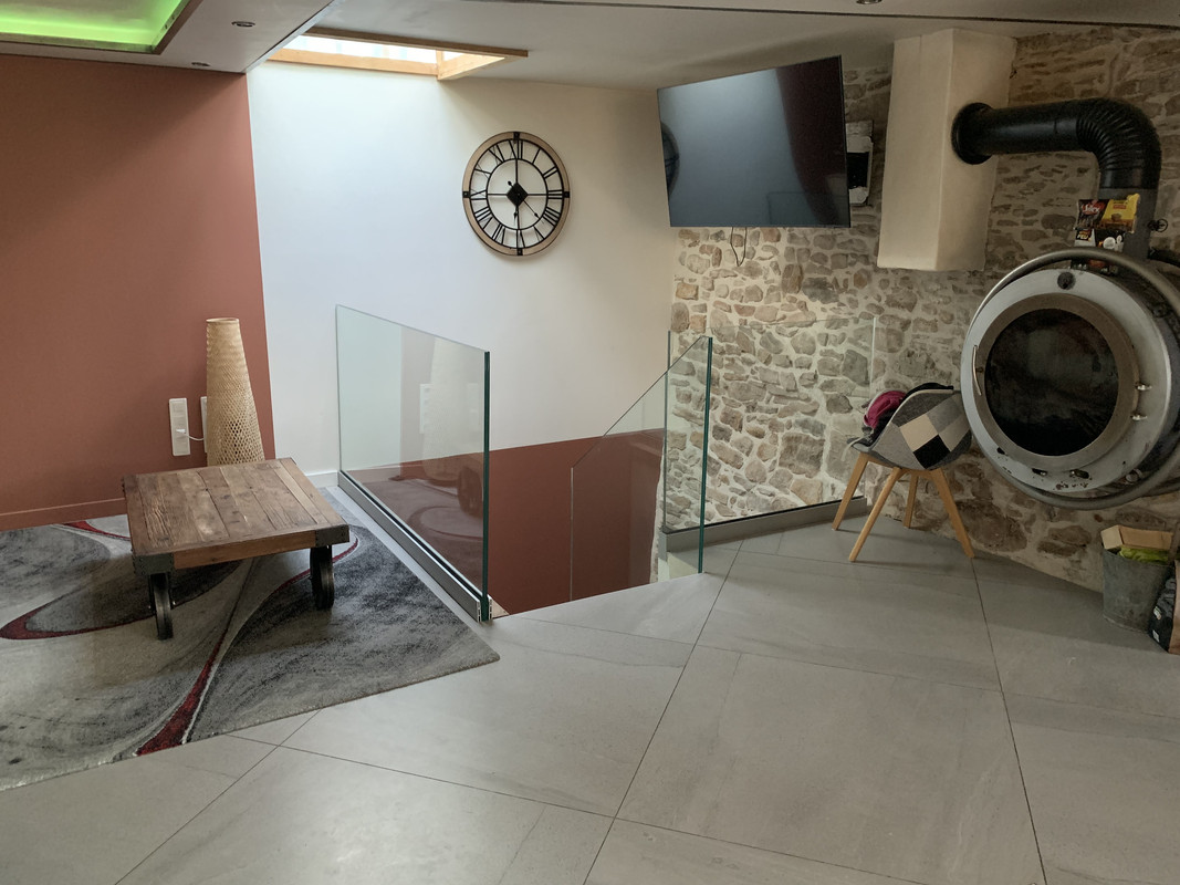 BFCE1EE8-2E4E-41DF-A039-4CF4713E92D6