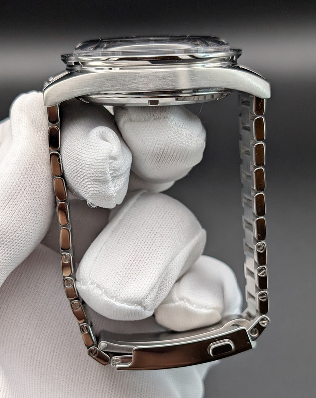 PXL_20251008_005203299