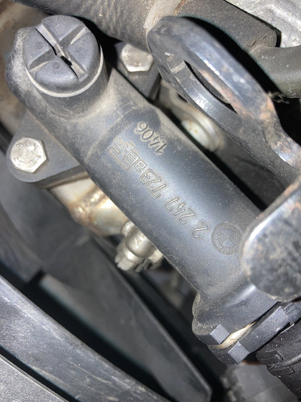 89631292-1DE4-4E24-BF5D-9E652F052986